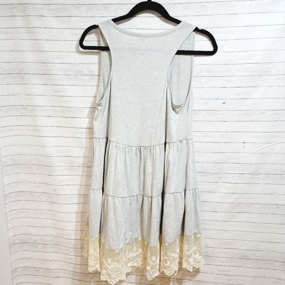 UMGEE GRAY SLEEVELESS TIERED DRESS, W LACE TRIM DETAIL, SZ SMALL - Picture 7 of 8